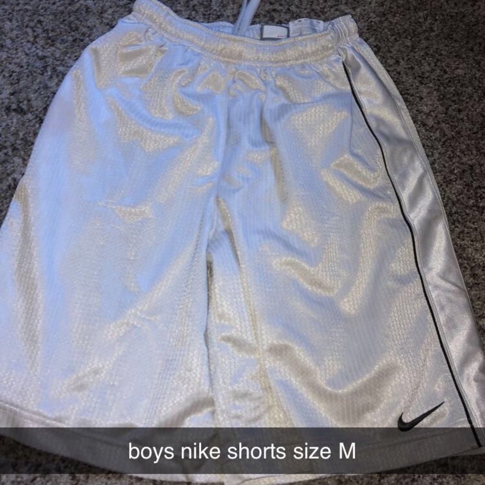 nike shorts
